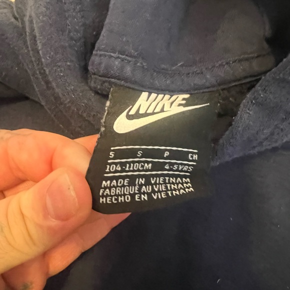 Navy Blue Nike set 4/5T - Picture 2 of 3